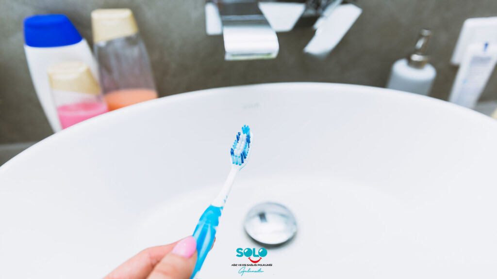 How Should We Store Our Toothbrush