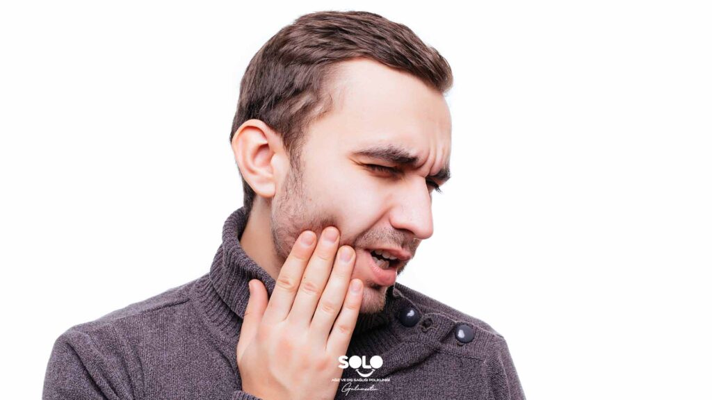 Çene Kasılması Neden Olur